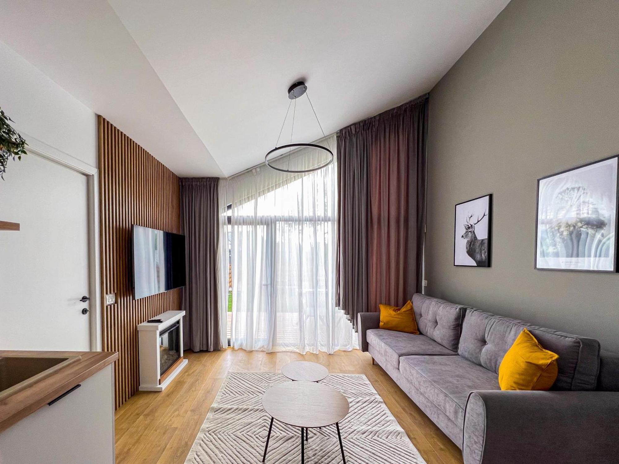 Moon Village Comarnic Σινάια Εξωτερικό φωτογραφία